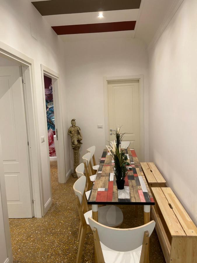 Raffaello'S Place Roma Exterior foto